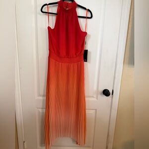 NWT WHBM Ombré Accordian Maxi Dress in Sunset. Sz 6